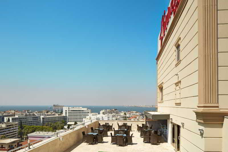 Doubletree By Hilton Izmir - Alsancak Hotel Exterior photo