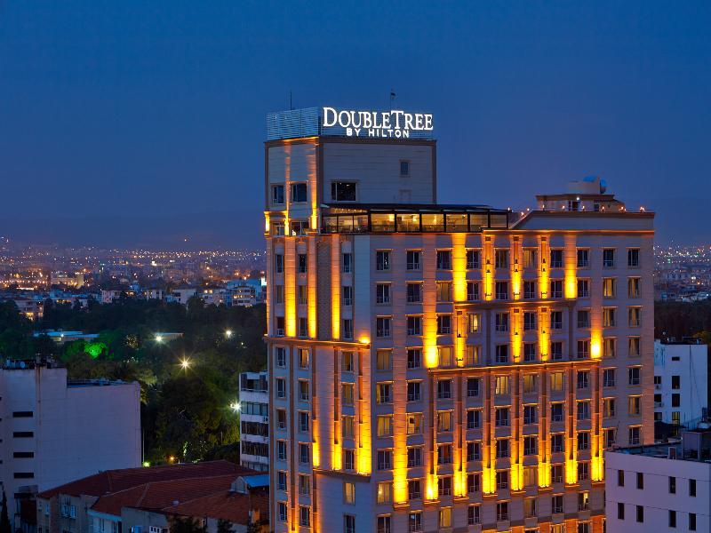 Doubletree By Hilton Izmir - Alsancak Hotel Exterior photo